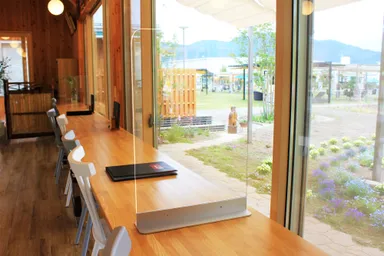 カフェでの使用イメージ