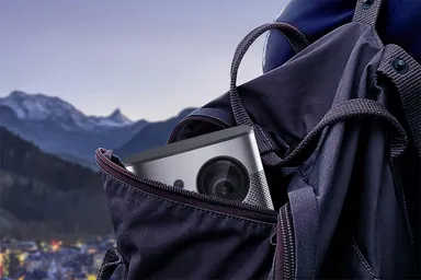 大容量バッテリーだから外出先でも