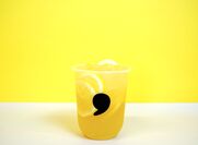 ＜期間限定＞コンマティーから新鮮なレモン果汁を使用した夏にぴったりの自家製ハニーレモネードが7月1日(水)に発売！