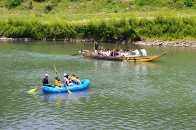 保津川遊船の船頭さんにこんにちは