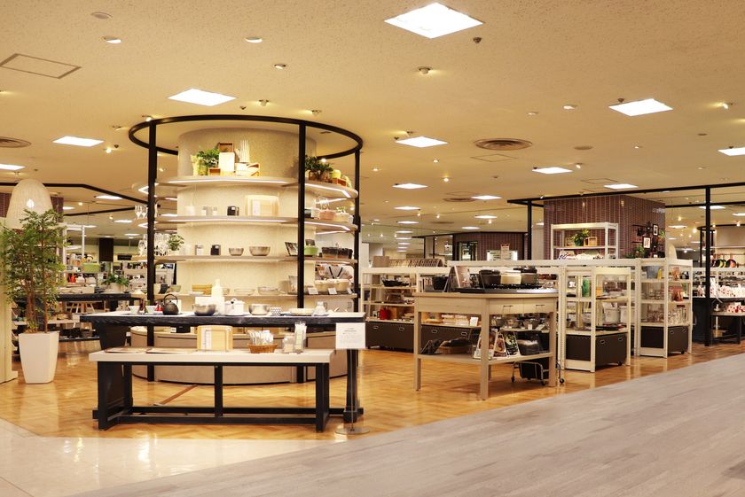 “日々を「豊かに暮らしたい」”をテーマに
家具家庭用品フロアをリニューアル
ホームインテリアワールドが生まれ変わりました