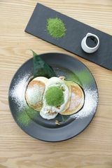 宇治抹茶の濃厚ムースパンケーキ(4)