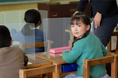 簡易パーテーション1,100円(税別)