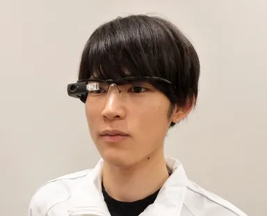 ARスマートグラス着用イメージ