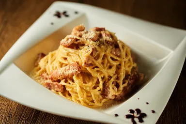 もっちりな生パスタ使用