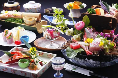 美肌源泉蒸し会席