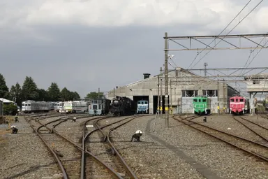 広瀬川原車両基地