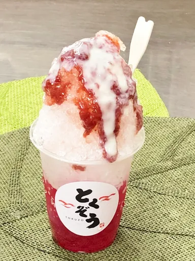 伊豆稲取産いちご使用　タピトコいちごミルク氷