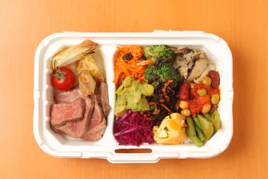 洋弁当「藁焼き大和牛」