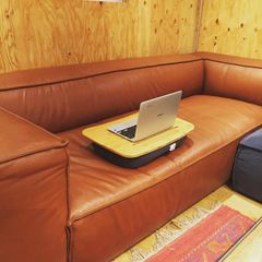 2階LOUNGE：トレイボー2.0(Yogibo)