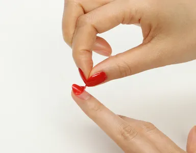 簡単に剥がせ、リムーバーいらず