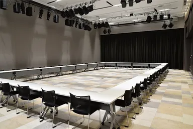 1F広島テレビホール