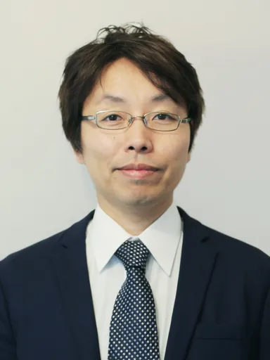 審査員・里見様