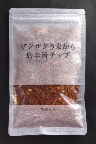 ザクザクうまから島辛旨チップ　商品パッケージ