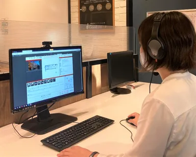 移動店舗サービス対応中　営業スタッフ側