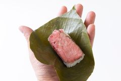 新・大阪名物「柿の葉肉寿司」 東京初上陸　8月12日(水)から期間限定で東京・日本橋三越に催事出店