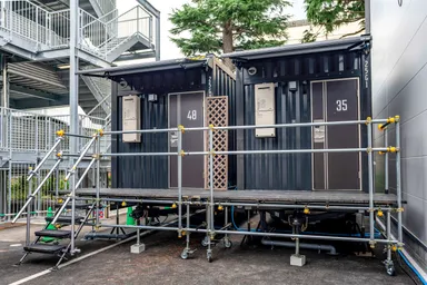 レスキューホテル 設置の様子(2020年6月／東京都三鷹市)