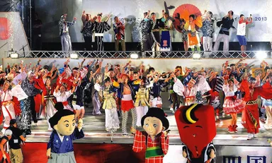 「みんなでよさこいプロジェクト」による総踊り