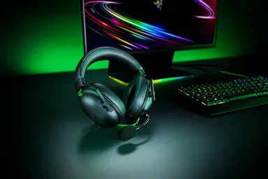 ゲームの臨場感をさらにアップさせるゲーミングヘッドセット Razer ゲームの臨場感をさらにアップさせるゲーミングヘッドセット Razer