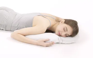 うつぶせ寝イメージ