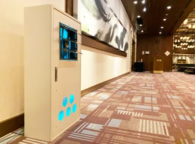 宴会場やホールにも