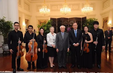 シンガポール大統領官邸にて