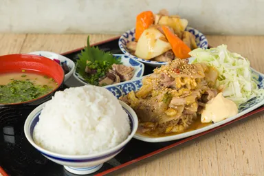 安い！うまい！ボリューム満点ランチ！