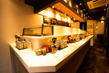 立喰い寿司　ひなと丸 (2)