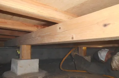 既存住宅床下施工写真