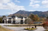 福島県有数の紅葉のメッカ、磐梯朝日国立公園内に位置しています。