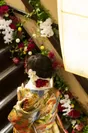 生花で飾られた階段でのショット2