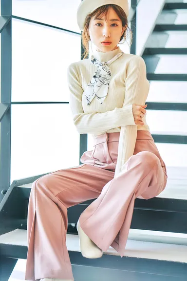 Dual Duality Double W(10)