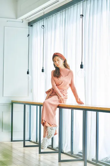 Dual Duality Double W(4)