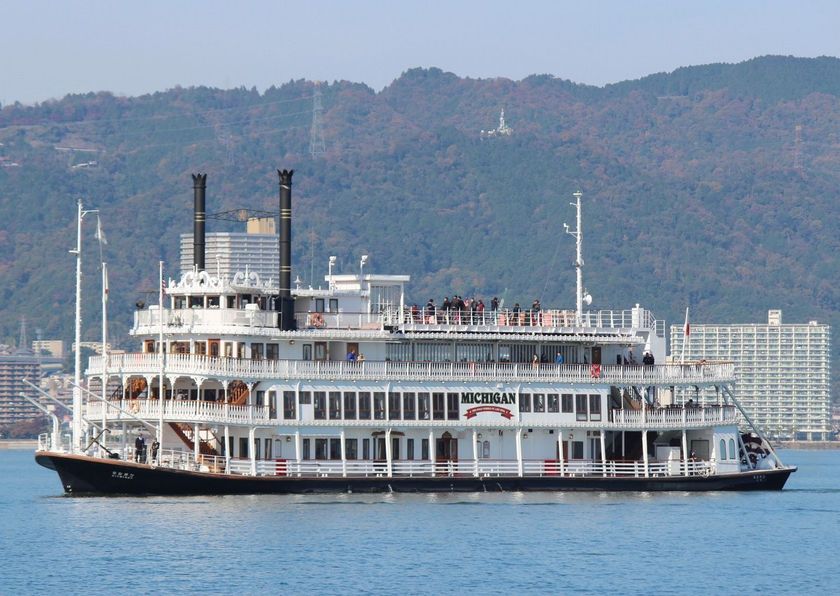 シルバーウィークはランチ付き乗船がお得！びわ湖で過ごす優雅な時間！
ミシガンランチクルーズキャンペーンを実施します