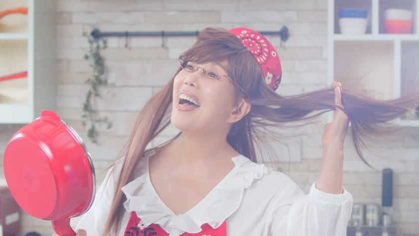 平野レミ　人生初のサラサラロングヘアーに！
動画公開 「私じゃないみたい」