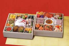ご自宅で過ごすお正月をより華やかに　「2021琵琶湖ホテルのおせち料理」10/1(木)予約開始　～冬のごちそう、真鴨鍋や近江牛すき焼きセットなどもご用意～