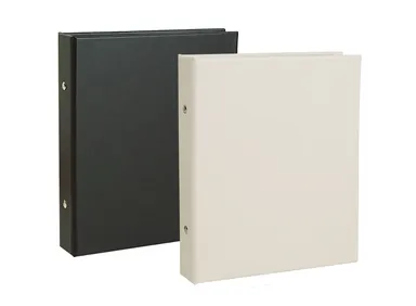 ブラックとホワイトのシンプルなデザイン