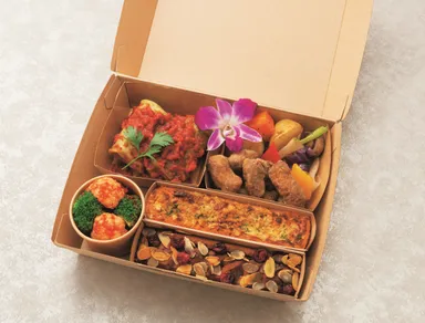 ＜Ｐｅａｃｅ Ｃａｆｅ Ｈａｗａｉｉ＞ アロハ メレカリキマカ♪