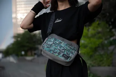 ショルダーバッグ