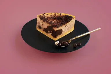 チョコ苺チーズケーキ 756円(税込)(2)