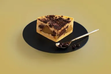 チョコさつまいもチーズケーキ 756円(税込)(2)