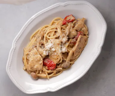 鶏肉ときのこのクリームパスタソース（650円）