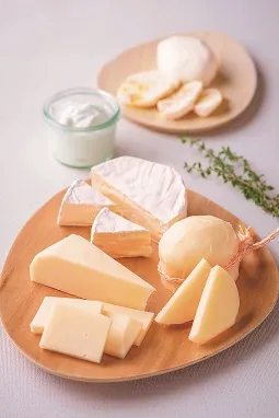 【アトリエ・ド・フロマージュ】