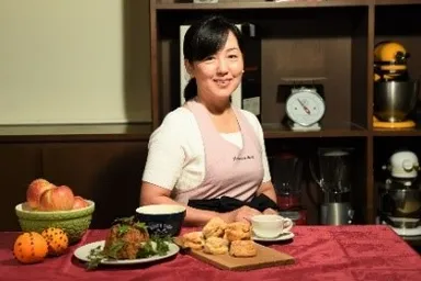 英国菓子研究家　砂古玉緒