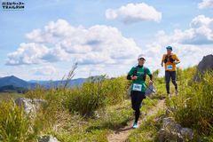 トレイルランレース「秋吉台カルストTRAIL RUN」、今年は“3密”を避けてオンラインで10/17～開催