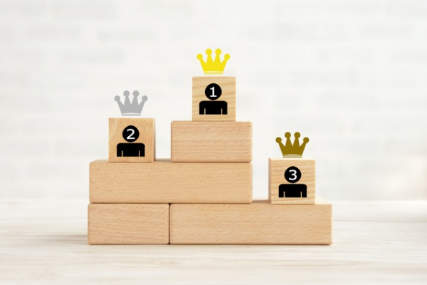人生の悩み事をランキング形式で紹介 アンケート調査 株式会社uoccのプレスリリース