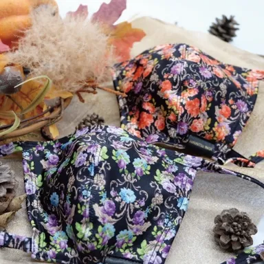 スウィート(紫とオレンジ)各2,200円(税込)