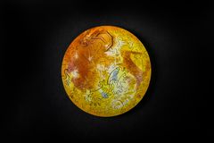 太陽が19,250円！？ALLセットで12万円！高額な“銀河系パズル”販売が好調、販売開始3か月で売り上げ3倍へ　販売数人気1位は「月」で35％、購入層は女性で77％