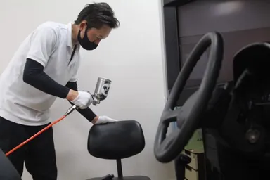 光触媒コーティングの様子(3)