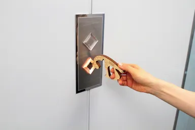 公共のボタン操作